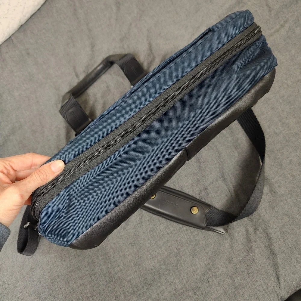 Tumi alpha bravo